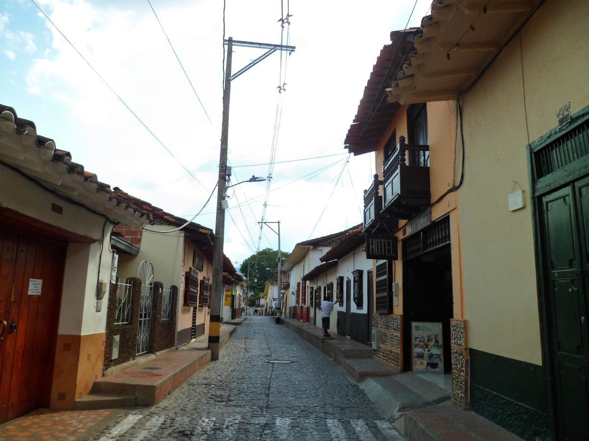 Casa Morales Santa Fe Santa Fe de Antioquia Bagian luar foto